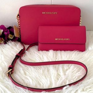 🌟PRICE FIRM🌟NWT Michael Kors Crossbody & Wallet